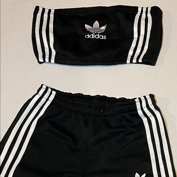 Adidas 2-Piece Short Set - Picture 2 of 3